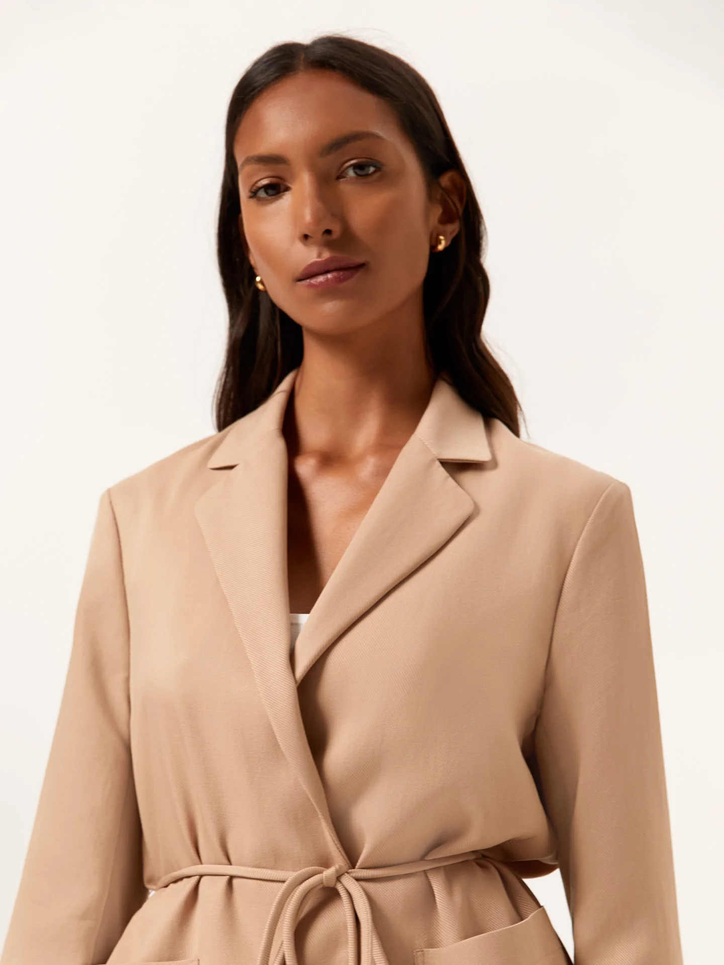 Casual Blazer in Tencel & Rayon Blend With Belt - Image 5