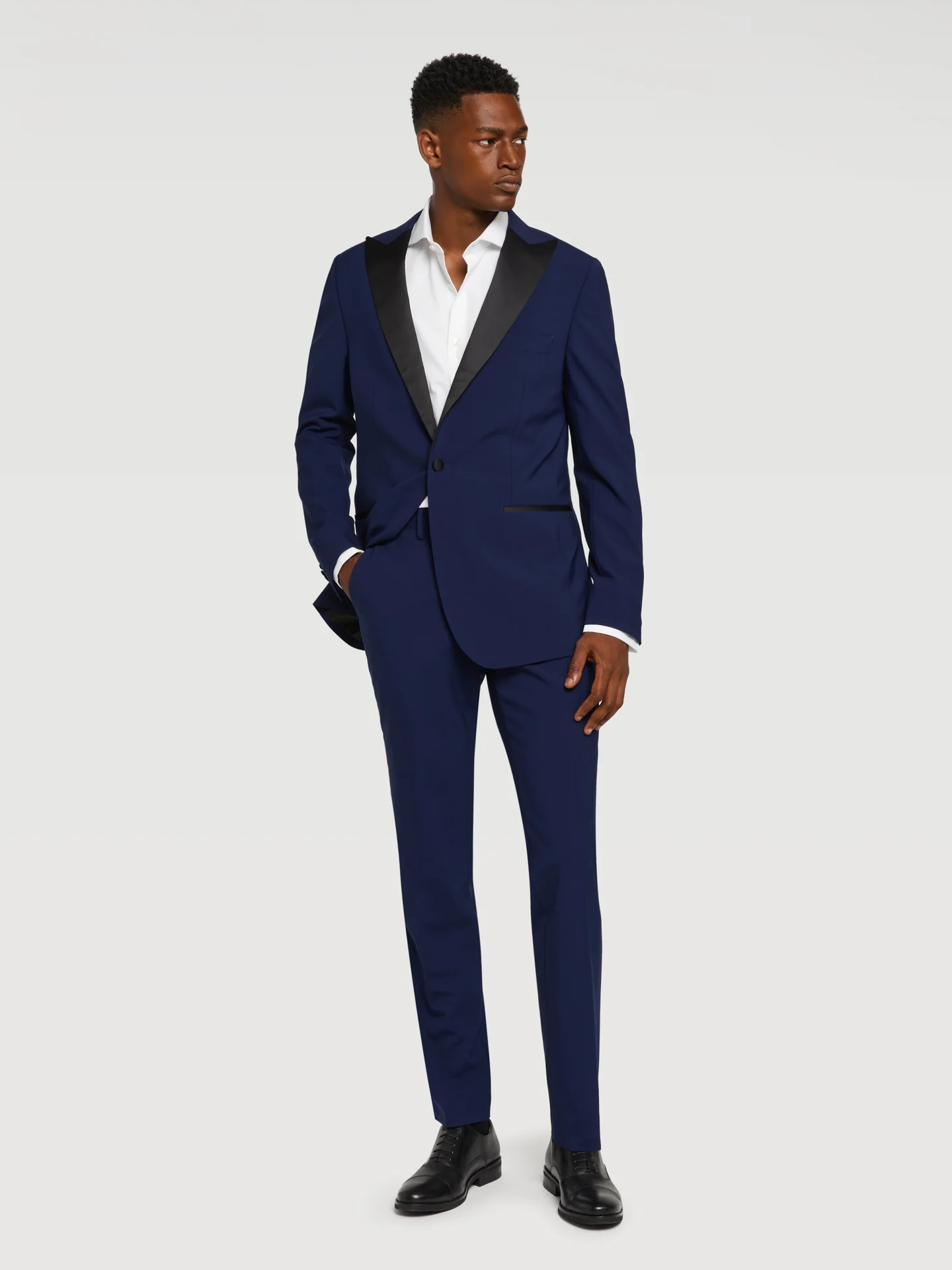 Slim fit tuxedo suit - Image 5